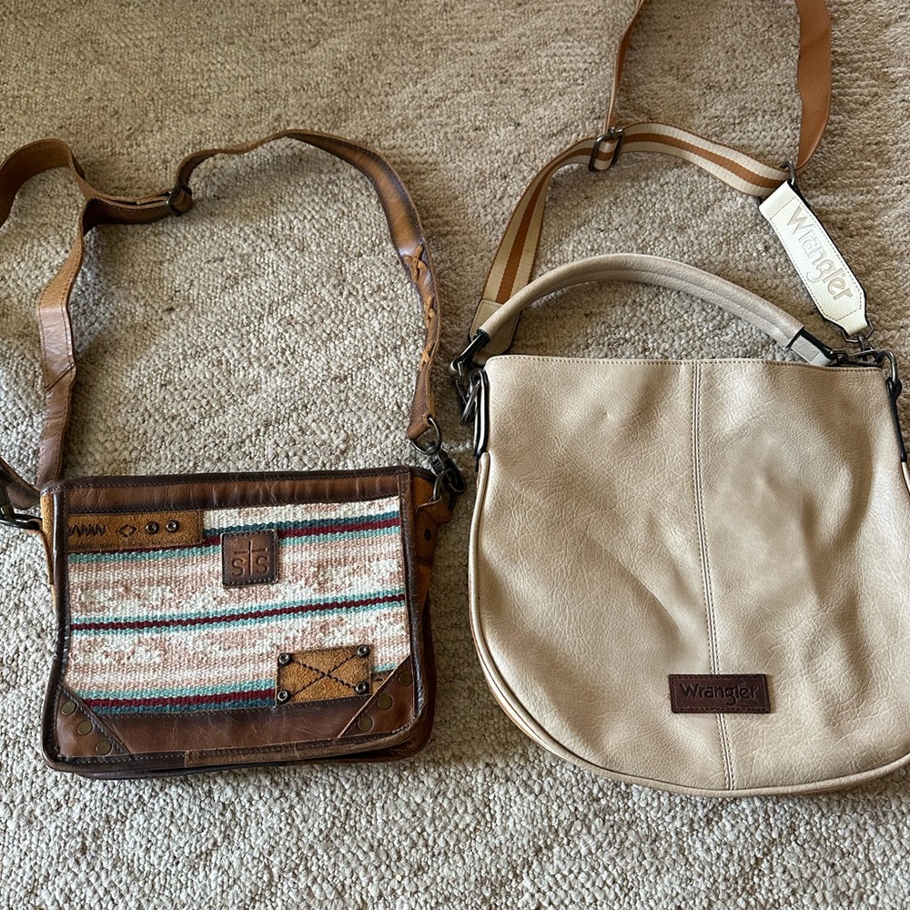 Wrangler Cream and Patterned Shoulder Bags